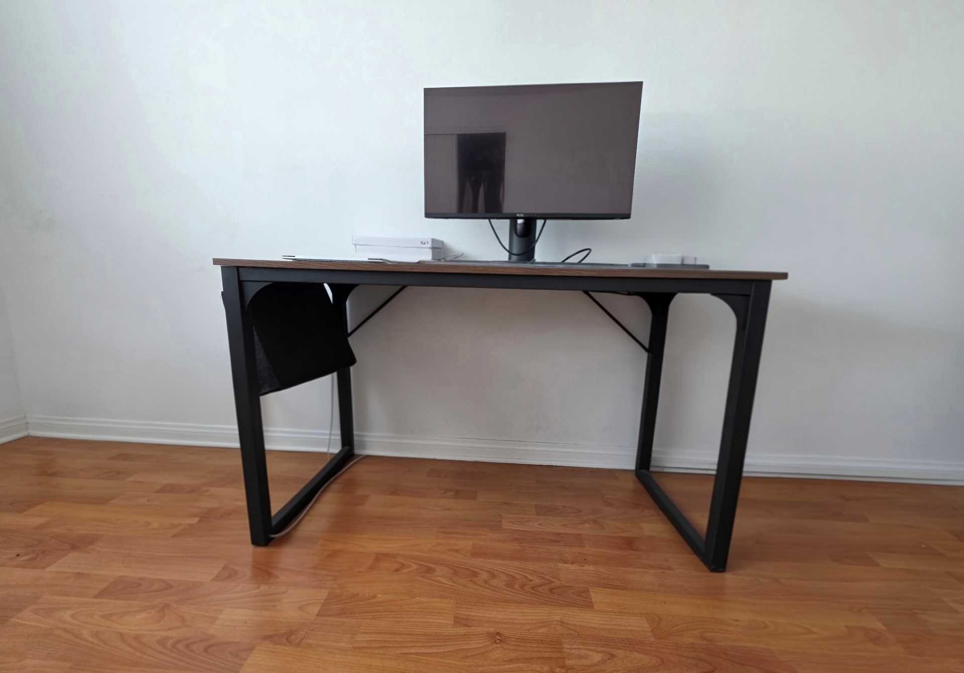 Computer Desk / Home Office Desk – Wood Top & Metal Frame