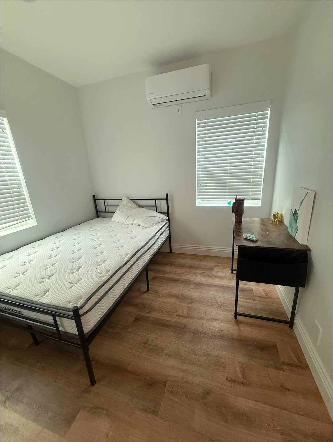 Looking for subleaser for Summer 2025!(Immediate move in avaliable)