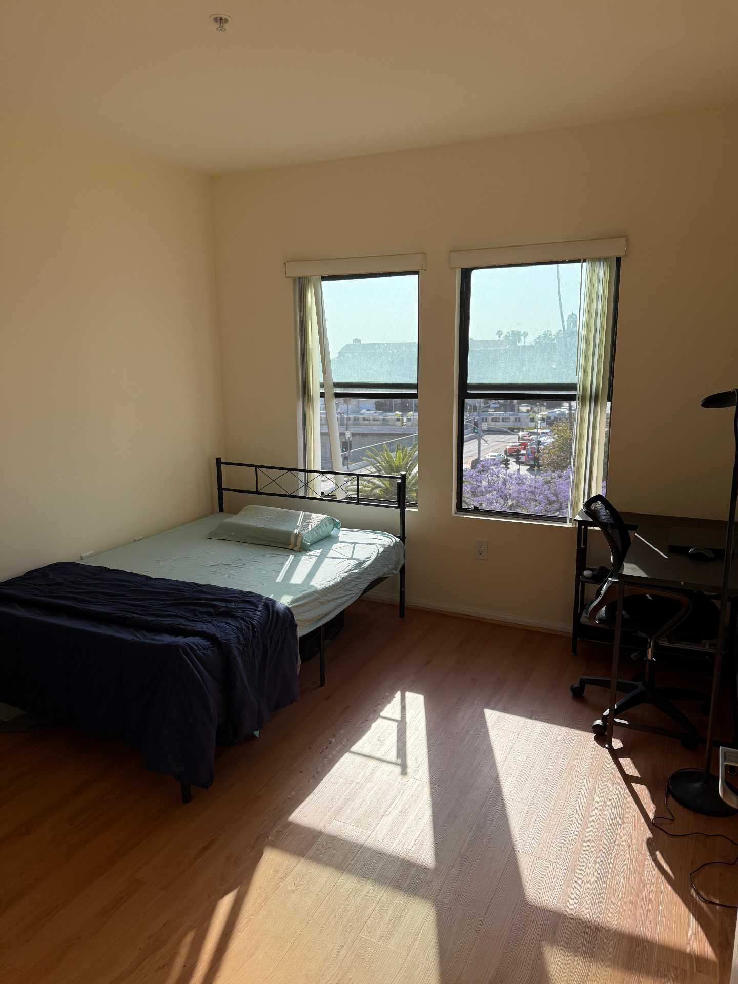  Summer 2025 Sublease – Private Room at The Lorenzo!