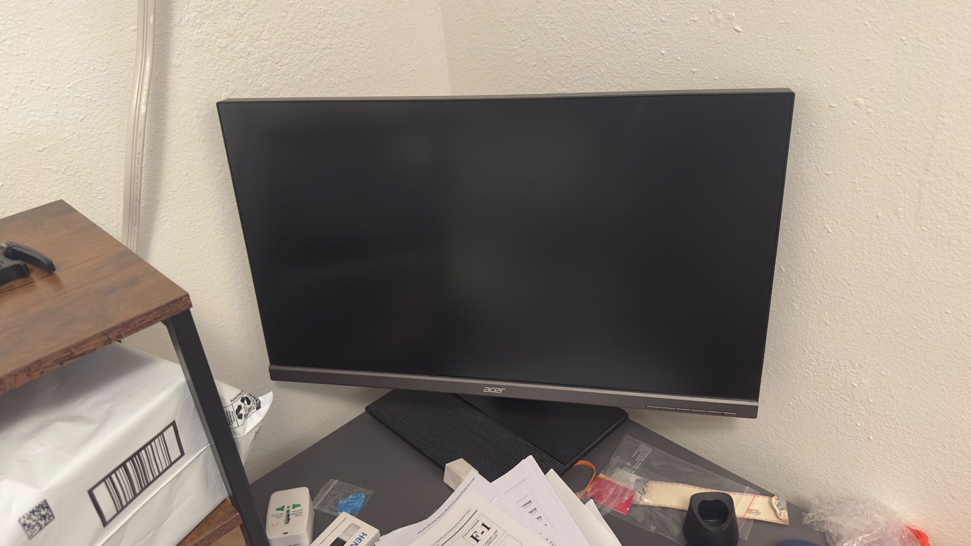 Acer monitor 27 in 60Hz
